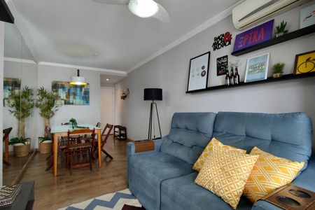 Apartamento à venda com 71m², 3 quartos e 1 vagaSala