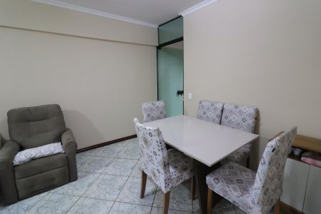 Sala de apartamento à venda com 3 quartos, 80m² em Vila Osasco, Osasco