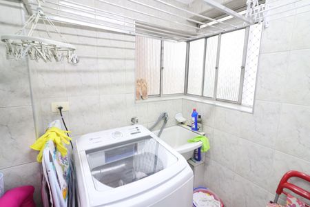Apartamento à venda com 80m², 3 quartos e 1 vagaÁrea de Serviço