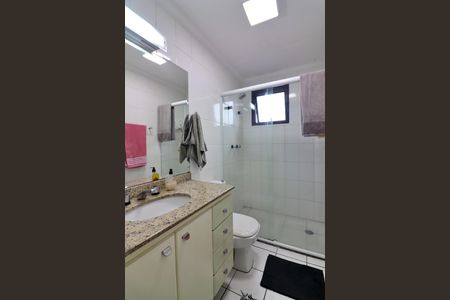 Apartamento à venda com 130m², 3 quartos e 3 vagasBanheiro da Suíte 2