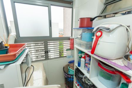 Apartamento à venda com 58m², 3 quartos e 1 vagaÁrea de Serviço