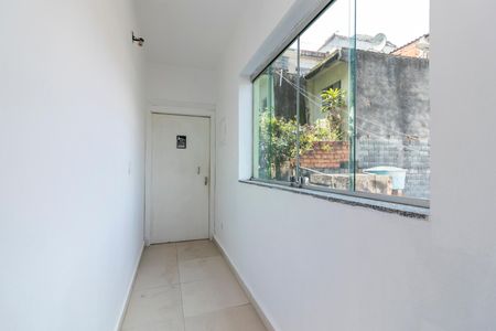 Casa para alugar com 90m², 2 quartos e sem vaga Casa para alugar com 90m², 2 quartos e sem vagaCorredor