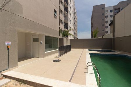 Apartamento para alugar com 55m², 2 quartos e sem vaga Apartamento para alugar com 55m², 2 quartos e sem vagaÁrea comum - Piscina