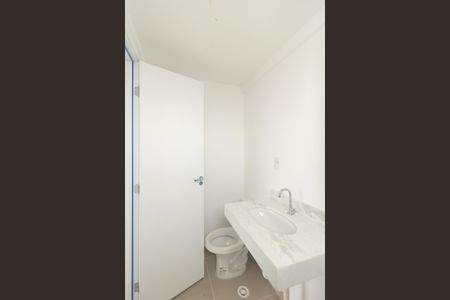 Apartamento para alugar com 55m², 2 quartos e sem vaga Apartamento para alugar com 55m², 2 quartos e sem vagaBanheiro da Suíte