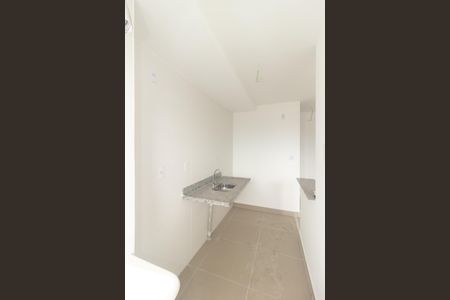 Apartamento para alugar com 55m², 2 quartos e sem vaga Apartamento para alugar com 55m², 2 quartos e sem vagaCozinha e Área de Serviço