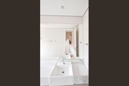 Banheiro da Suíte de apartamento para alugar com 2 quartos, 63m² em São Pedro, Belo Horizonte