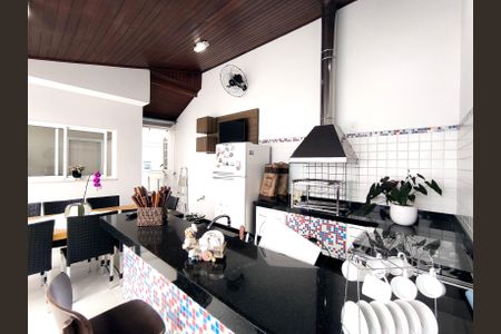 Casa de condomínio à venda com 249m², 3 quartos e 4 vagasÁrea Gourmet