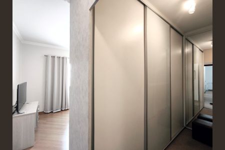 Casa de condomínio à venda com 249m², 3 quartos e 4 vagasSuíte