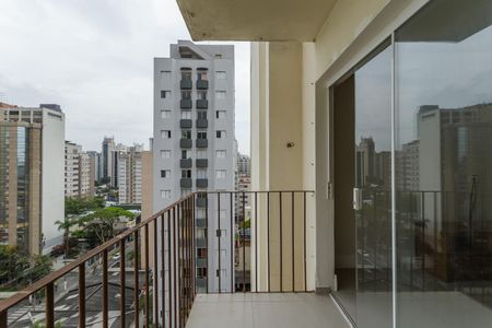 Apartamento à venda com 70m², 2 quartos e 1 vaga Apartamento à venda com 70m², 2 quartos e 1 vagaVaranda
