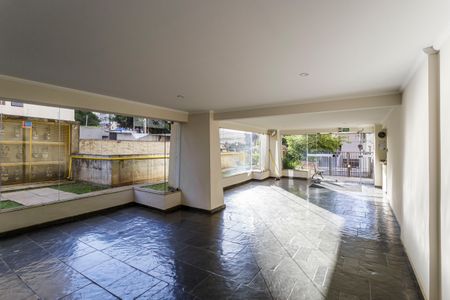 Apartamento à venda com 70m², 2 quartos e 1 vaga Apartamento à venda com 70m², 2 quartos e 1 vagaHall social