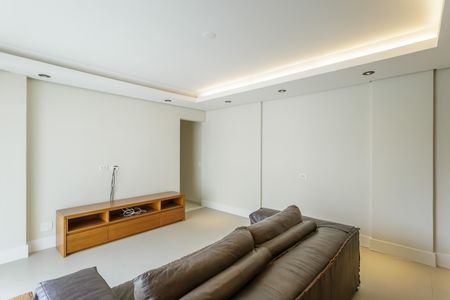 Apartamento à venda com 70m², 2 quartos e 1 vaga Apartamento à venda com 70m², 2 quartos e 1 vagaSala