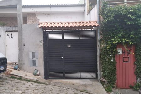 Casa para alugar com 25m², 1 quarto e sem vaga Casa para alugar com 25m², 1 quarto e sem vagaFachada