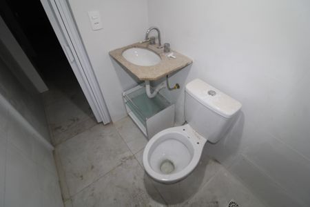 Casa para alugar com 25m², 1 quarto e sem vagaBanheiro