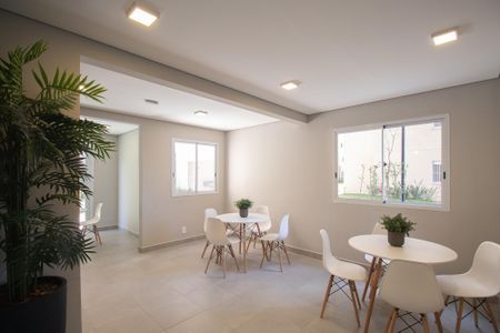Apartamento à venda com 32m², 2 quartos e sem vaga Apartamento à venda com 32m², 2 quartos e sem vagaÁrea comum - Salão de festas