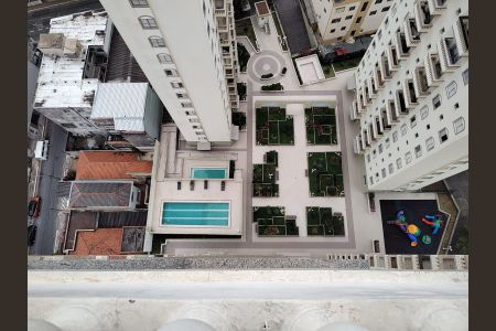 Apartamento à venda com 160m², 2 quartos e 2 vagas Apartamento à venda com 160m², 2 quartos e 2 vagasVista