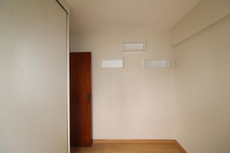 Apartamento à venda com 65m², 2 quartos e 1 vagaQuarto 2