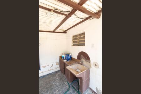 Casa à venda com 208m², 4 quartos e 2 vagas Casa à venda com 208m², 4 quartos e 2 vagasÁrea de Serviço 2