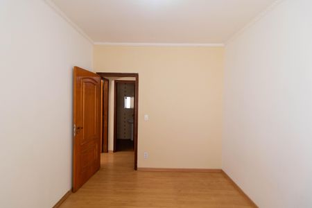 Casa à venda com 208m², 4 quartos e 2 vagas Casa à venda com 208m², 4 quartos e 2 vagasQuarto 2