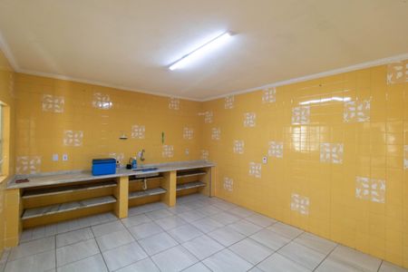 Casa à venda com 208m², 4 quartos e 2 vagas Casa à venda com 208m², 4 quartos e 2 vagasCozinha 1