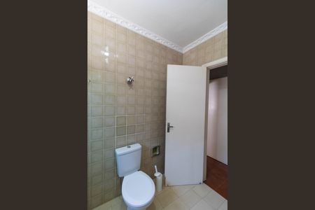 Casa à venda com 208m², 4 quartos e 2 vagas Casa à venda com 208m², 4 quartos e 2 vagasBanheiro 2