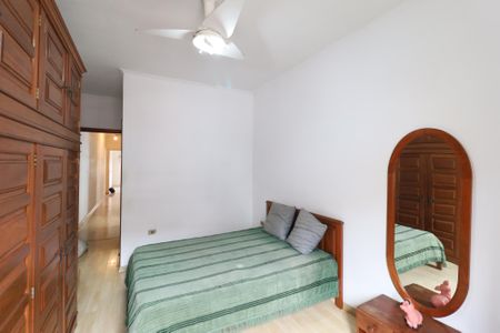 Casa à venda com 200m², 3 quartos e 4 vagasSuíte