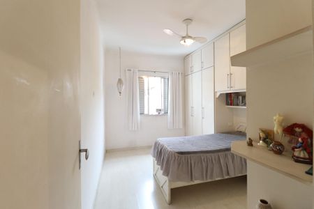 Casa à venda com 200m², 3 quartos e 4 vagasQuarto 2