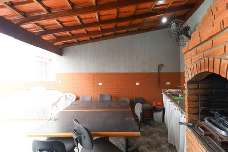 Casa à venda com 200m², 3 quartos e 4 vagasÁrea Externa