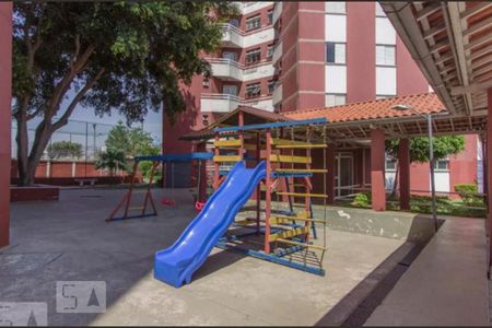 Apartamento à venda com 60m², 2 quartos e 1 vaga Apartamento à venda com 60m², 2 quartos e 1 vagaÁrea comum - Playground