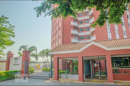 Apartamento à venda com 60m², 2 quartos e 1 vaga Apartamento à venda com 60m², 2 quartos e 1 vagaFachada