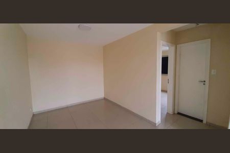 Sala de apartamento para alugar com 2 quartos, 62m² em Veloso, Osasco