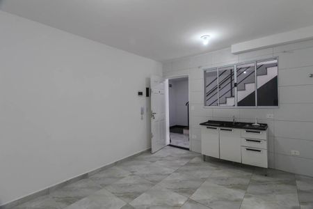Sala/Cozinha de apartamento para alugar com 1 quarto, 34m² em Vila Lucia, São Paulo