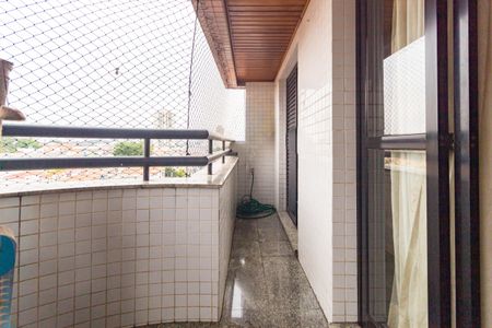 Apartamento à venda com 140m², 3 quartos e 2 vagasVaranda