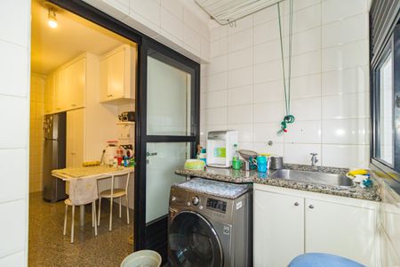 Apartamento à venda com 140m², 3 quartos e 2 vagasÁrea de Serviço