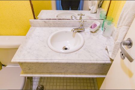 Apartamento à venda com 140m², 3 quartos e 2 vagasDetalhe - Lavabo
