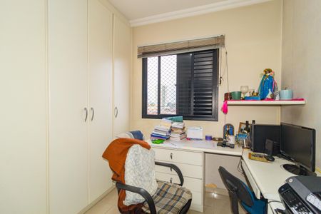 Apartamento à venda com 140m², 3 quartos e 2 vagasQuarto 2