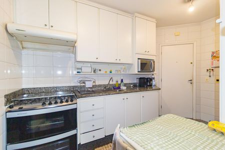 Apartamento à venda com 140m², 3 quartos e 2 vagasCozinha