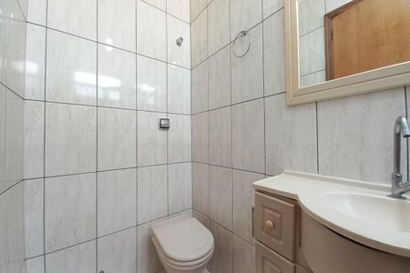 Casa à venda com 162m², 3 quartos e 4 vagasBanheiro da Suíte