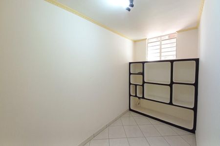 Casa à venda com 162m², 3 quartos e 4 vagasEscritório