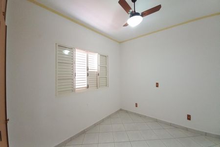 Casa à venda com 162m², 3 quartos e 4 vagasQuarto 1