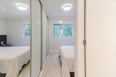 Apartamento à venda com 91m², 2 quartos e 2 vagas Apartamento à venda com 91m², 2 quartos e 2 vagasSuíte