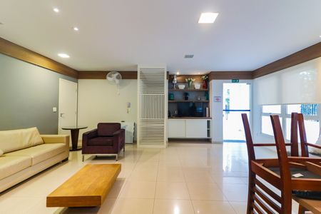 Apartamento à venda com 91m², 2 quartos e 2 vagas Apartamento à venda com 91m², 2 quartos e 2 vagasÁrea comum - Salão de festas