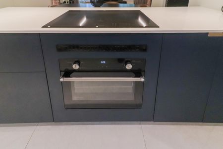 Apartamento à venda com 91m², 2 quartos e 2 vagas Apartamento à venda com 91m², 2 quartos e 2 vagasCozinha e Área de Serviço