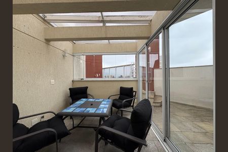 Apartamento para alugar com 130m², 1 quarto e 2 vagas Apartamento para alugar com 130m², 1 quarto e 2 vagasCobertura