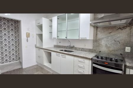 Apartamento para alugar com 132m², 4 quartos e 2 vagas Apartamento para alugar com 132m², 4 quartos e 2 vagasCozinha