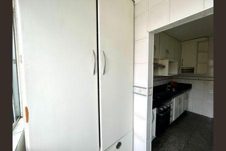 Apartamento para alugar com 56m², 2 quartos e 1 vagaÁrea de Serviço