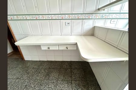 Apartamento para alugar com 56m², 2 quartos e 1 vagaCozinha