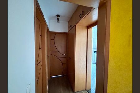 Apartamento para alugar com 56m², 2 quartos e 1 vagaCorredor