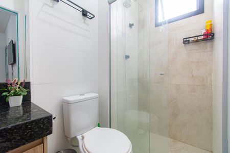 Apartamento à venda com 56m², 2 quartos e 2 vagasBanheiro da Suíte