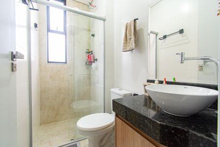 Apartamento à venda com 56m², 2 quartos e 2 vagasBanheiro