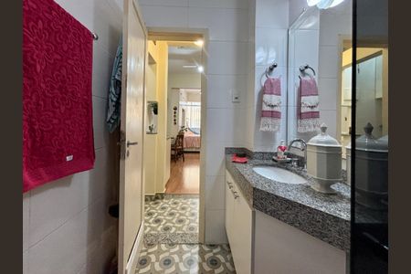 Banheiro social de apartamento para alugar com 1 quarto, 40m² em Copacabana, Rio de Janeiro
